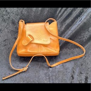 Vera Pelle Convertible Italian Leather Bag